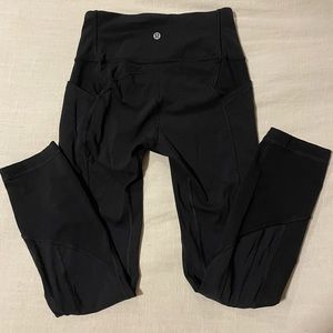 Lululemon black leggings (23”) with pockets